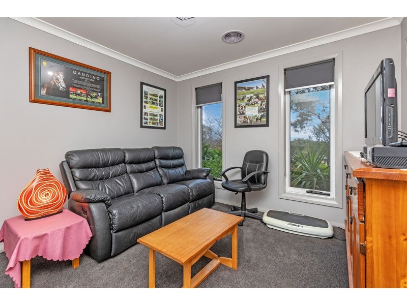 57 Tathra Drive, Junee NSW 2663