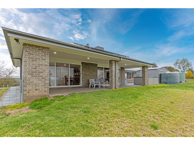 57 Tathra Drive, Junee NSW 2663