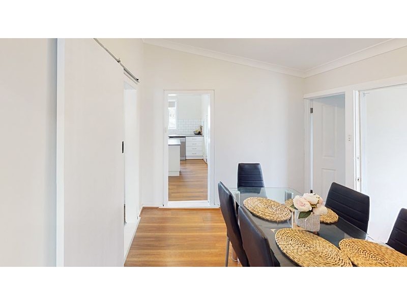 82 Hill Street, Junee NSW 2663