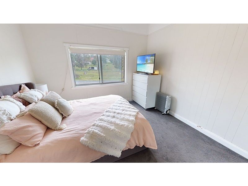 82 Hill Street, Junee NSW 2663