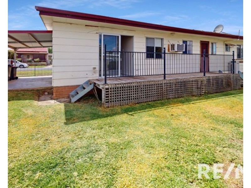 17 Ducker Street, Junee NSW 2663