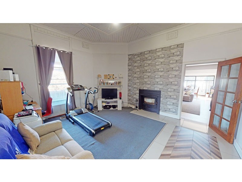 14 Wardle Street, Junee NSW 2663