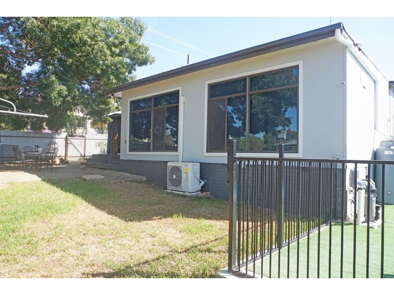 14 Wardle Street, Junee NSW 2663