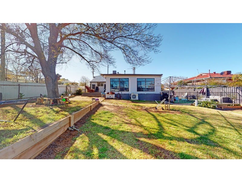 14 Wardle Street, Junee NSW 2663