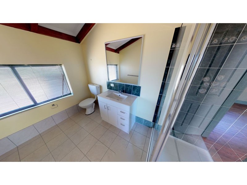 28 Marquis Street, Junee NSW 2663