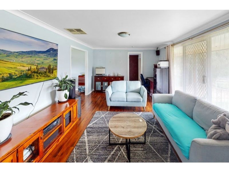 10 Marquis Street, Junee NSW 2663