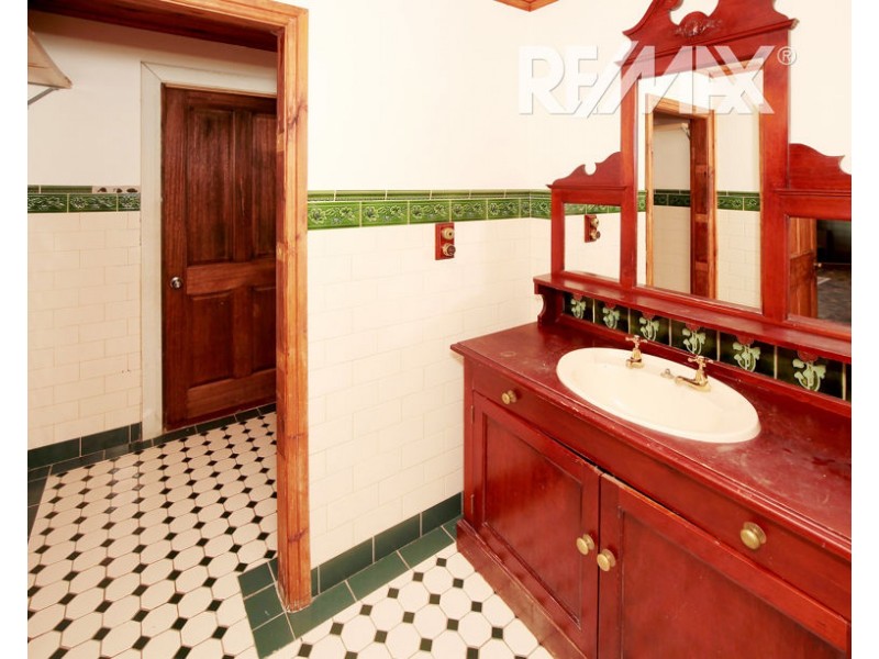 17 Thomas Street, Junee NSW 2663