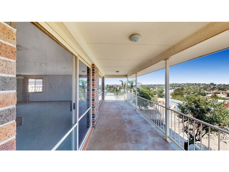 13 Cassia Way, Junee NSW 2663