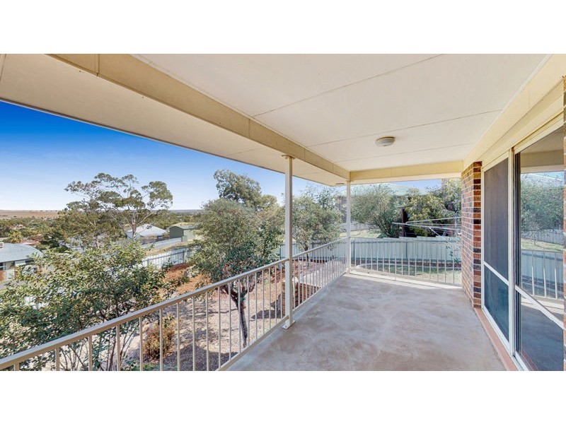 13 Cassia Way, Junee NSW 2663