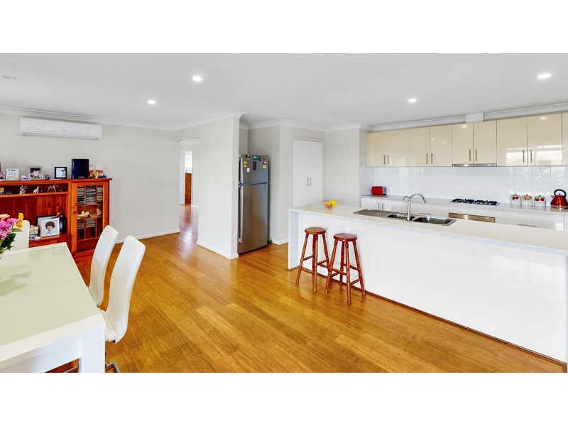 6 Vaughan street, Junee NSW 2663