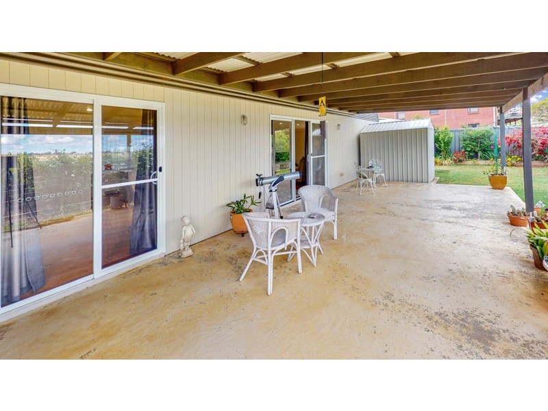 6 Vaughan street, Junee NSW 2663