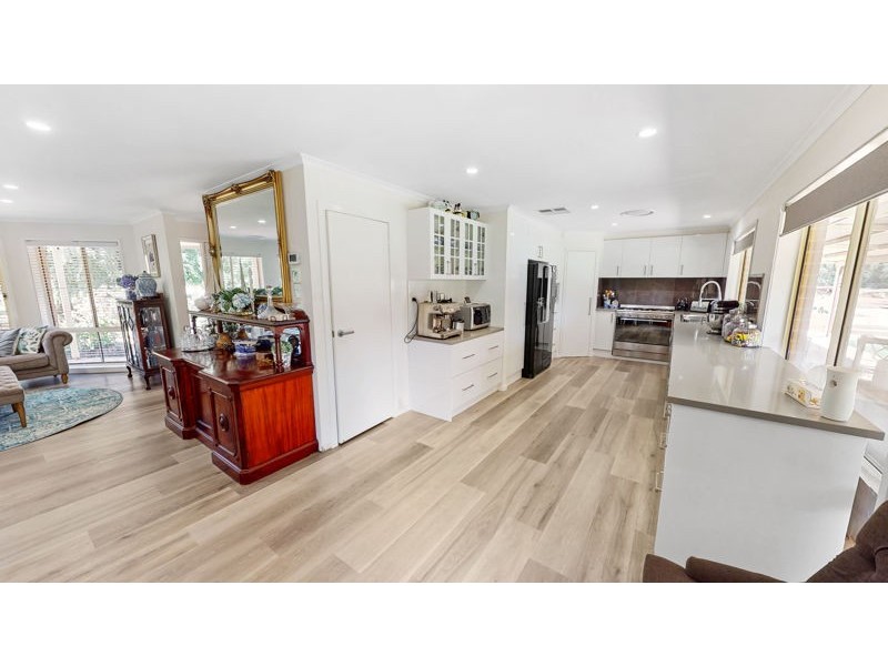 7 Smythe Road, Junee NSW 2663