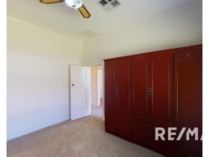 19 Hammond Street, Junee NSW 2663