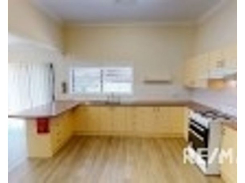 19 Hammond Street, Junee NSW 2663