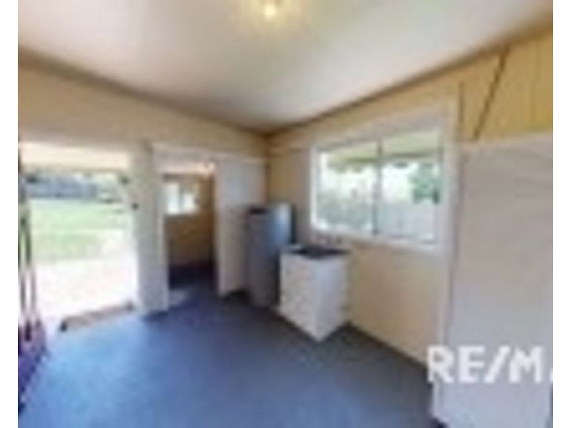 19 Hammond Street, Junee NSW 2663