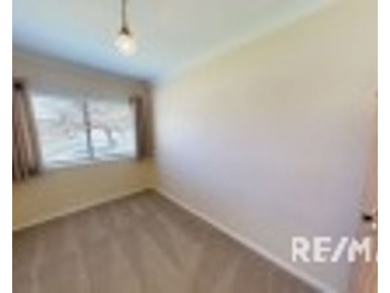 19 Hammond Street, Junee NSW 2663