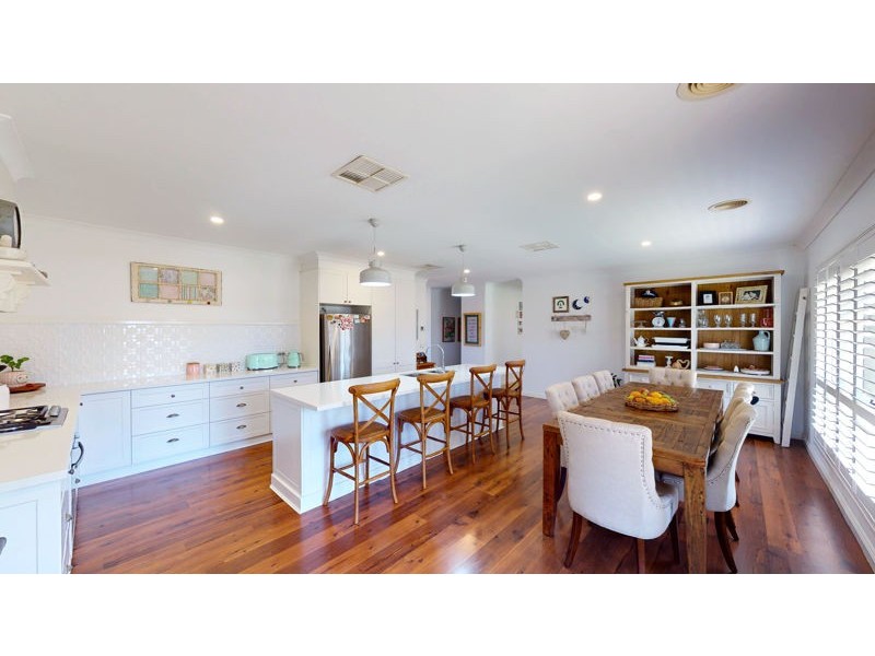 1 Taylor St Junee, Junee NSW 2663