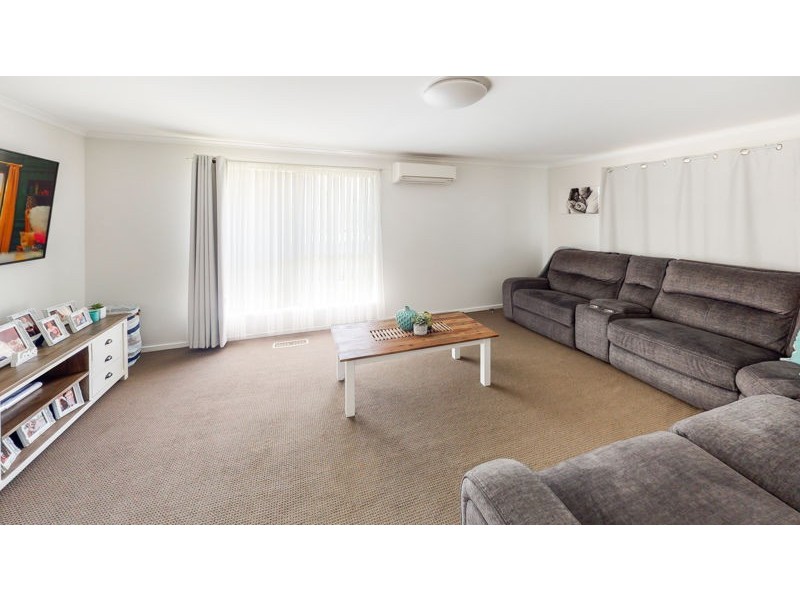 10 Arnold Street, Junee NSW 2663