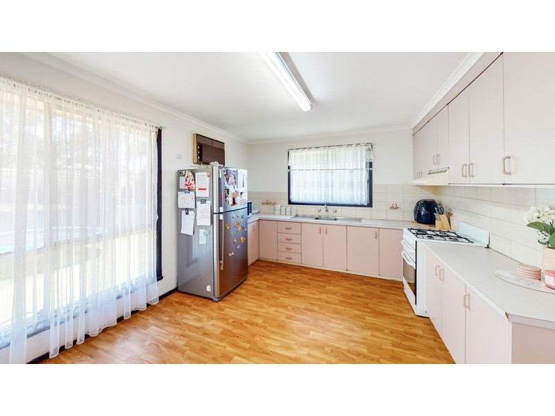 10 Arnold Street, Junee NSW 2663