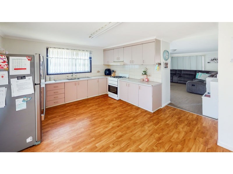 10 Arnold Street, Junee NSW 2663