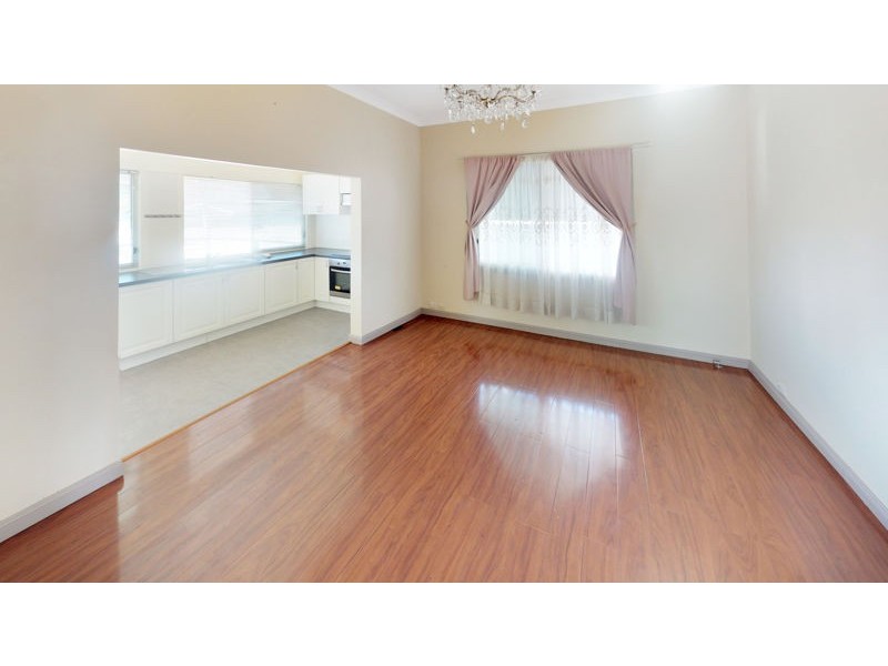 68 Joffre St, Junee NSW 2663