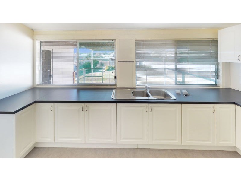 68 Joffre St, Junee NSW 2663