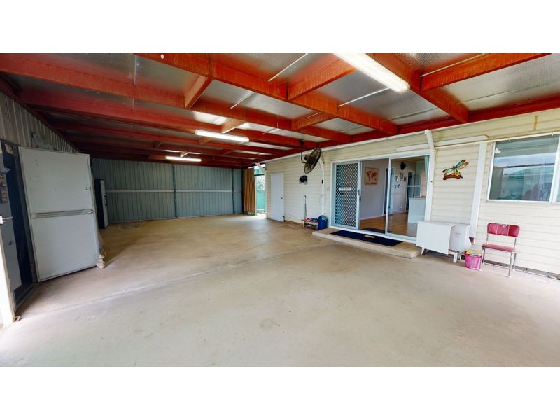 50 Regent Street, Junee NSW 2663