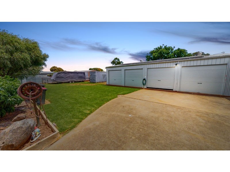 50 Regent Street, Junee NSW 2663