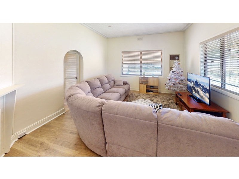 7 Orr Street, Junee NSW 2663