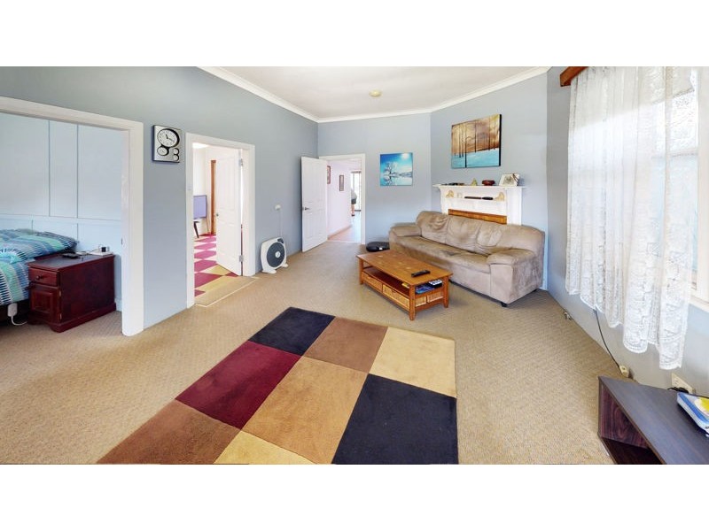 20 Percy Street, Junee NSW 2663
