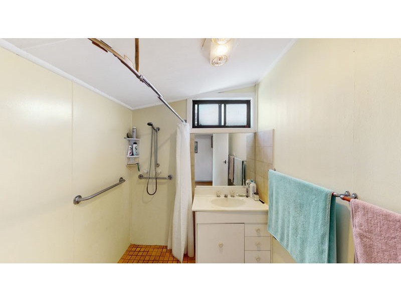 20 Percy Street, Junee NSW 2663