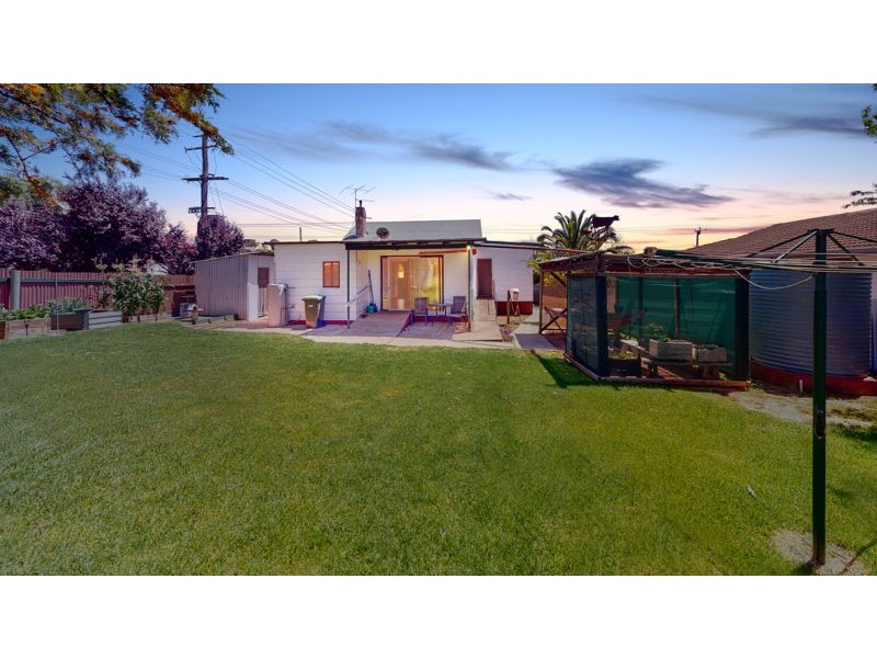 20 Percy Street, Junee NSW 2663