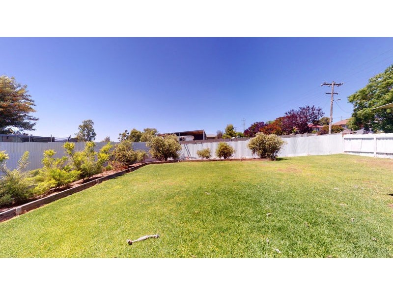20 Percy Street, Junee NSW 2663