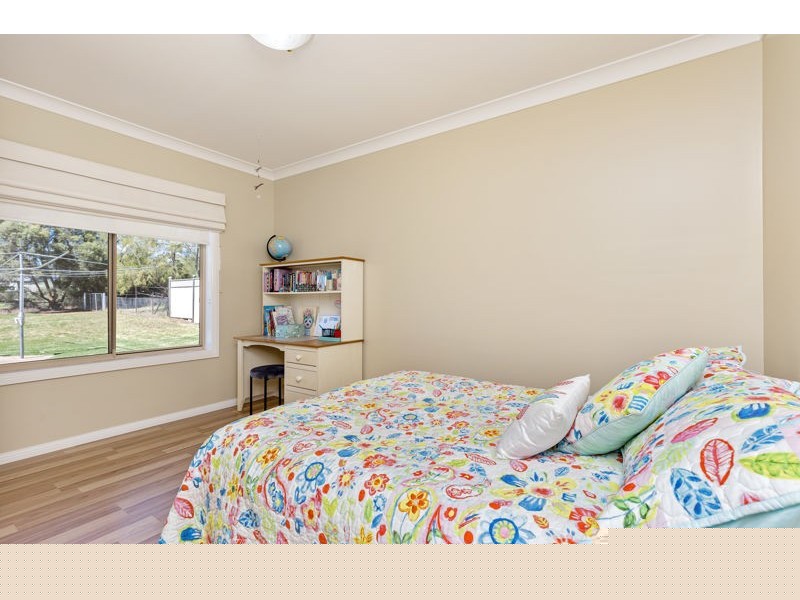 13 De Salis Drive, Junee NSW 2663