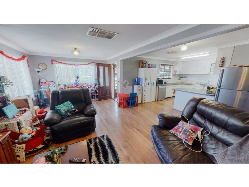 31 William Street, Junee NSW 2663