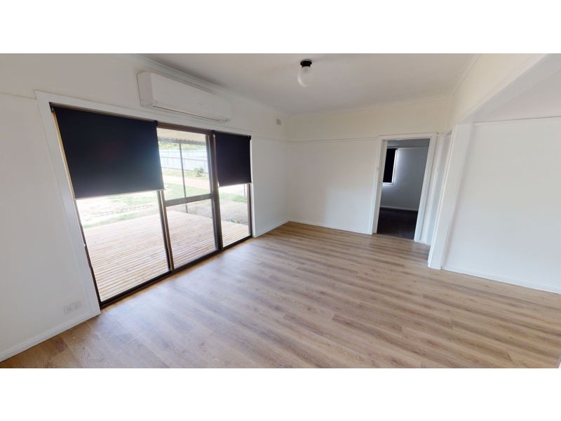 19 Robert St, Junee NSW 2663