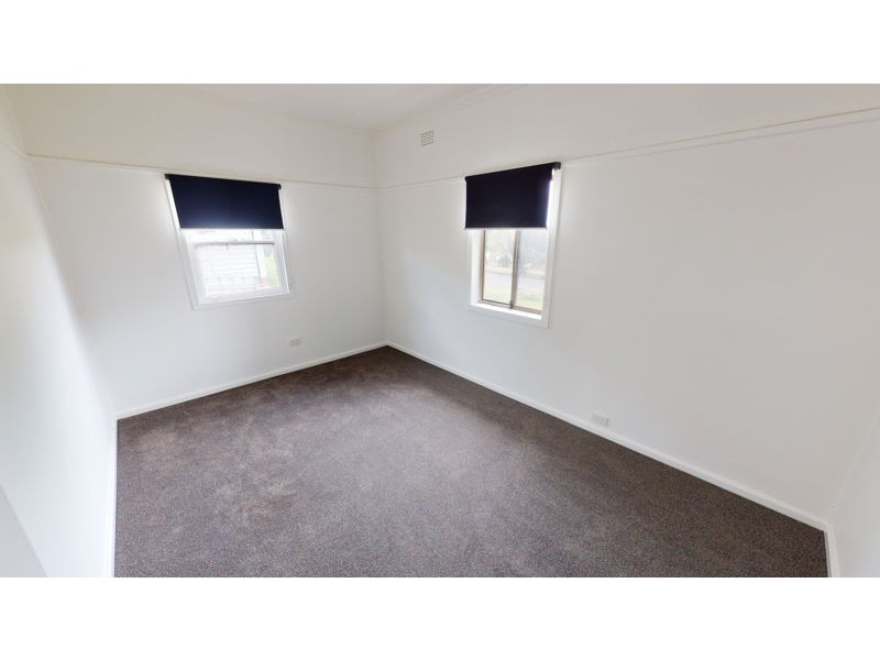19 Robert St, Junee NSW 2663