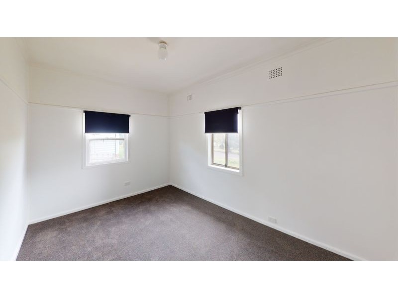 19 Robert St, Junee NSW 2663