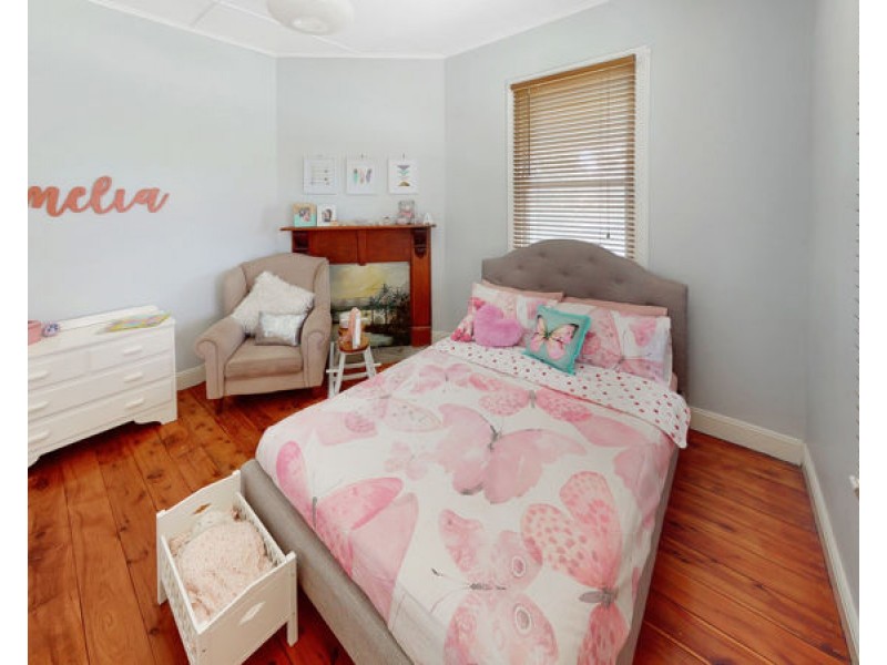 51 Hill Street, Junee NSW 2663
