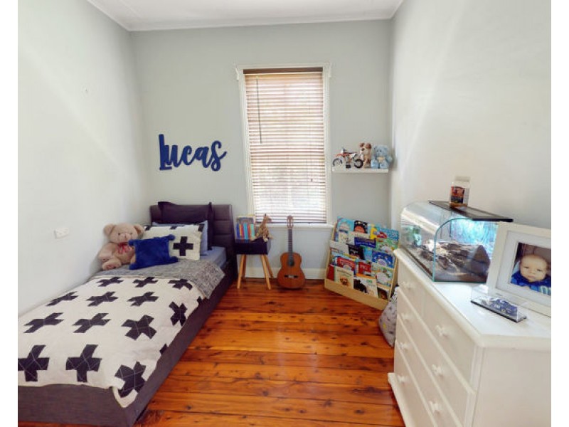 51 Hill Street, Junee NSW 2663