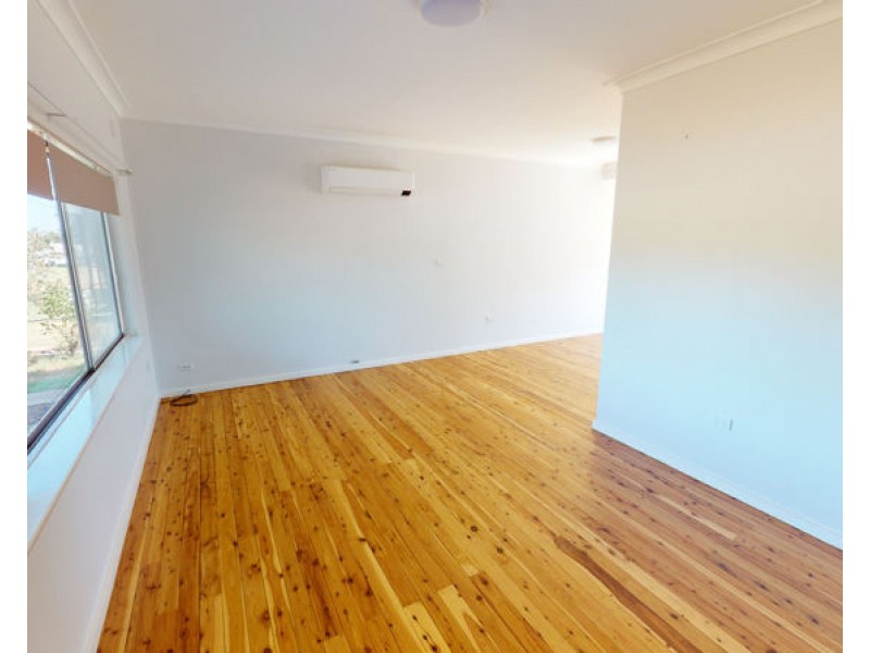 45 Cowabbie Street, Coolamon NSW 2701