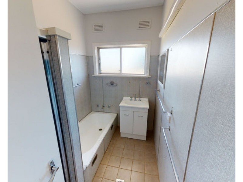 45 Cowabbie Street, Coolamon NSW 2701