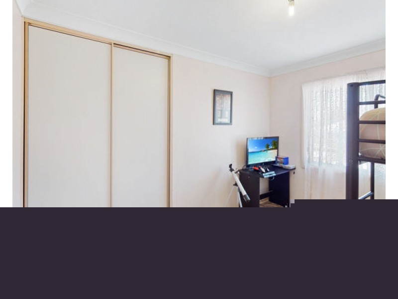 27 Acacia Place, Junee NSW 2663