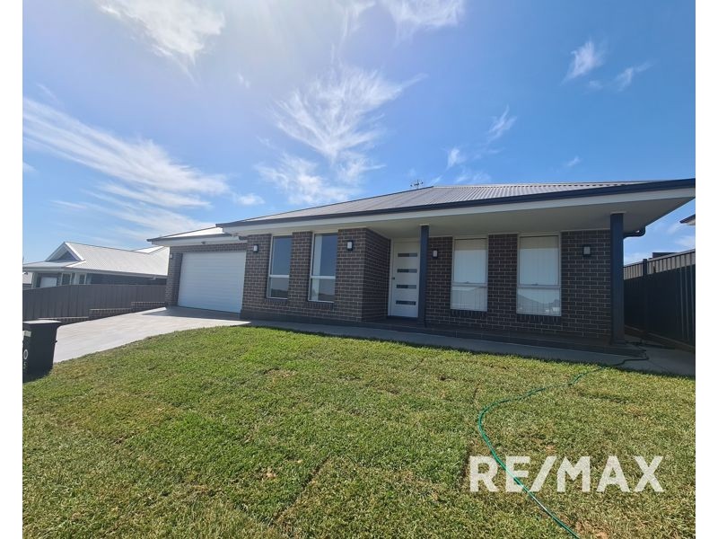 5 Cuttle Court, Junee NSW 2663