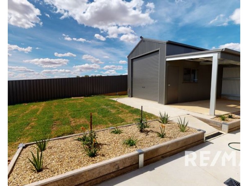 5 Cuttle Court, Junee NSW 2663