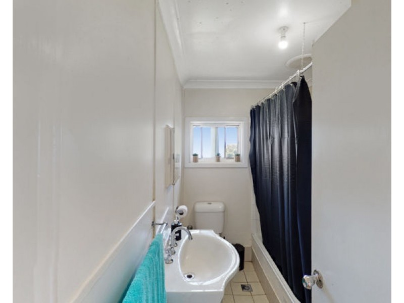 68 George Street, Junee NSW 2663