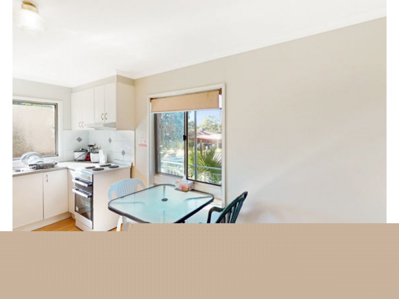 9 Arnold St, Junee NSW 2663
