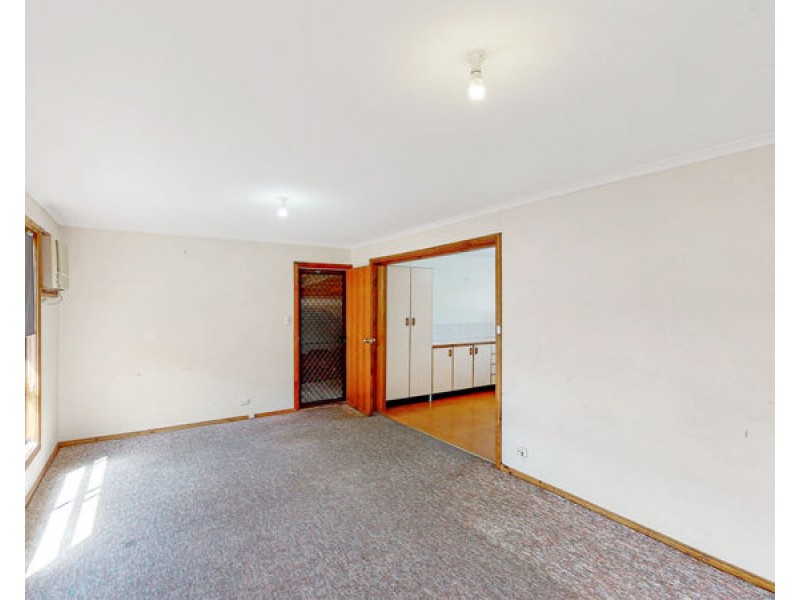 4 Lord St, Junee NSW 2663