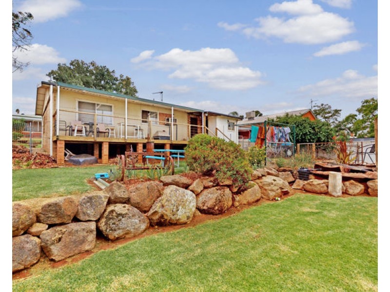 30 Marquis Street, Junee NSW 2663