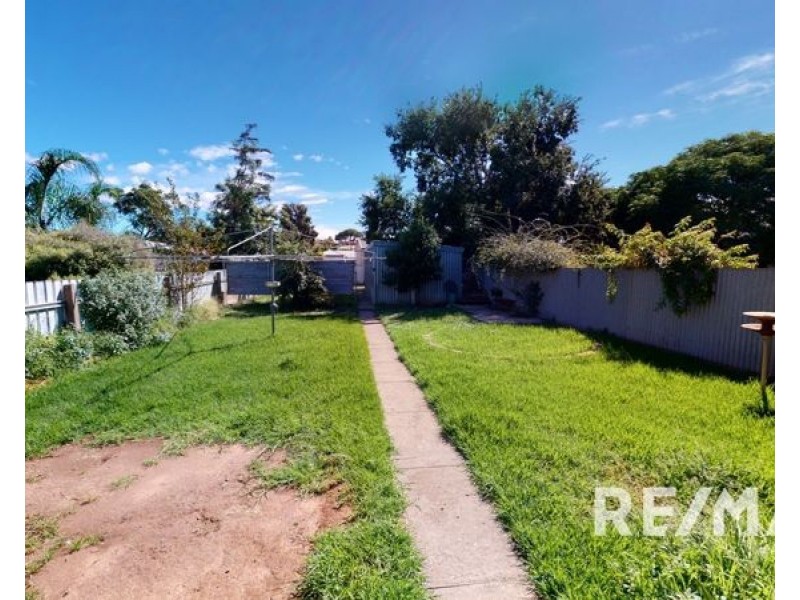 33 Gloucester Street, Junee NSW 2663